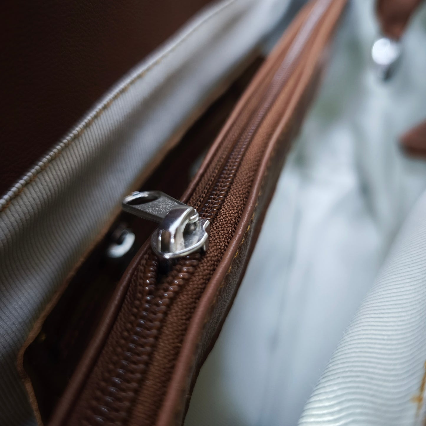 Tarçın Rengi Soft Saplı Günlük Çanta