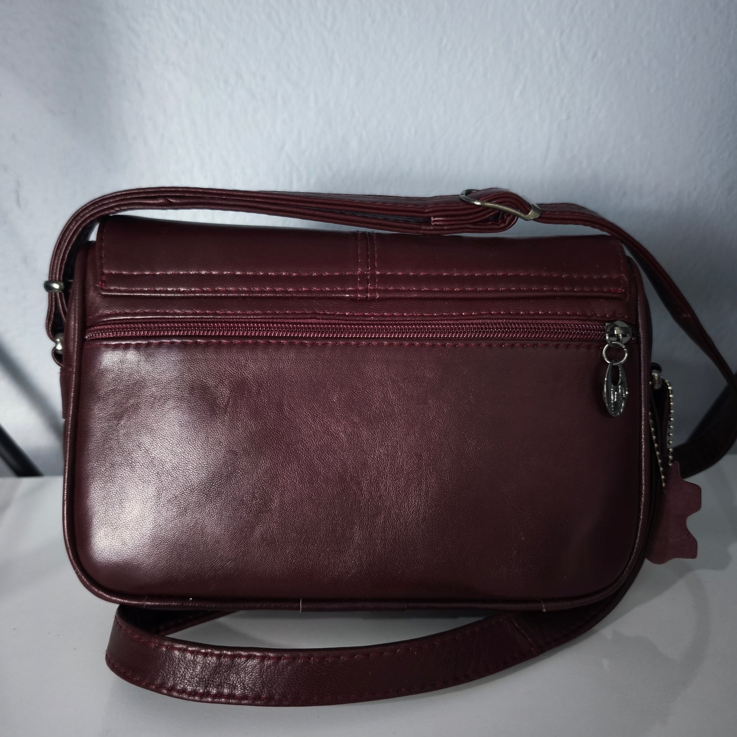 “Elora” Kadın Hakiki Deri Omuz Çantası – Bordo| M&E&Y Deri